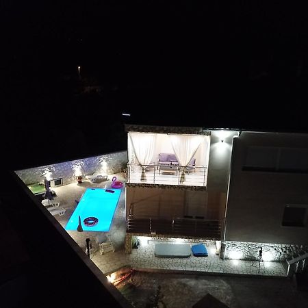 Apartments Adriana บิลิเซ ภายนอก รูปภาพ