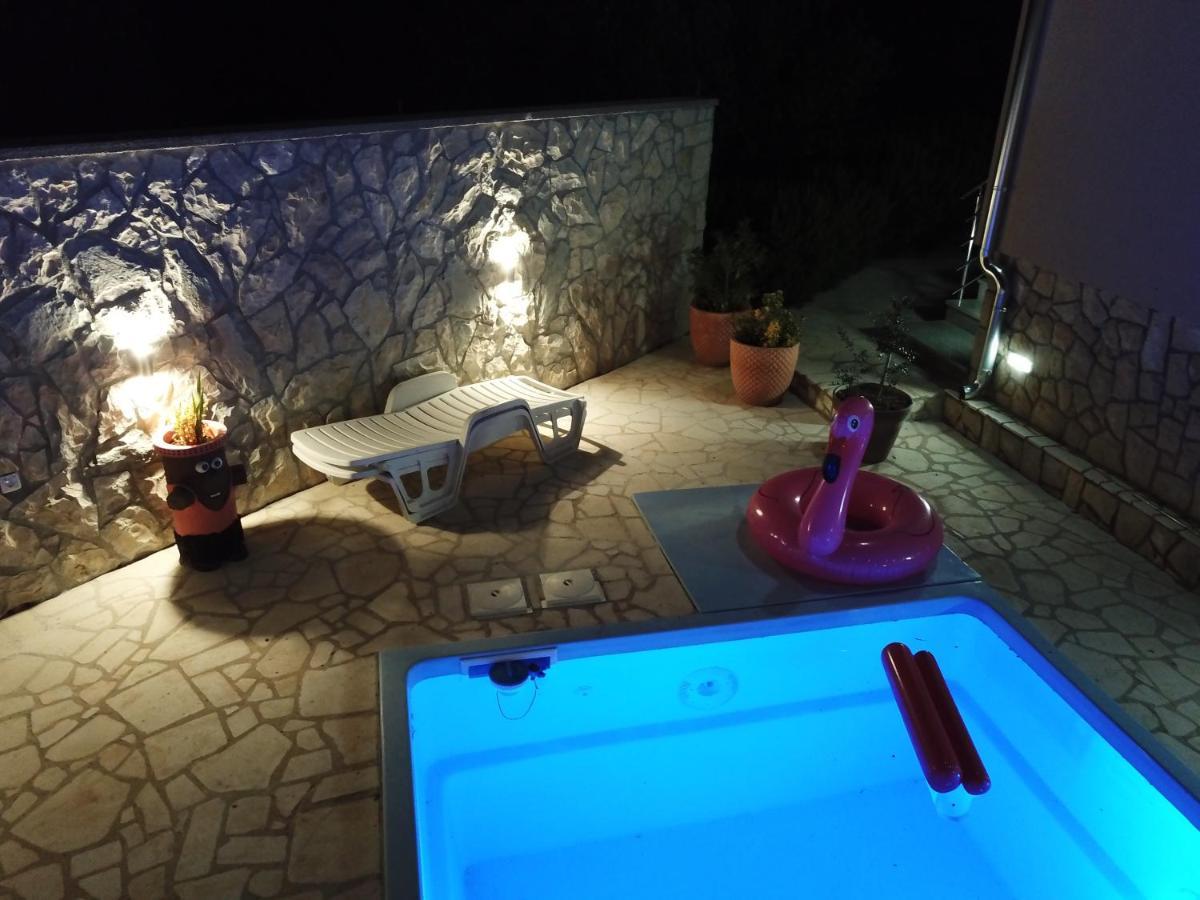 Apartments Adriana บิลิเซ ภายนอก รูปภาพ