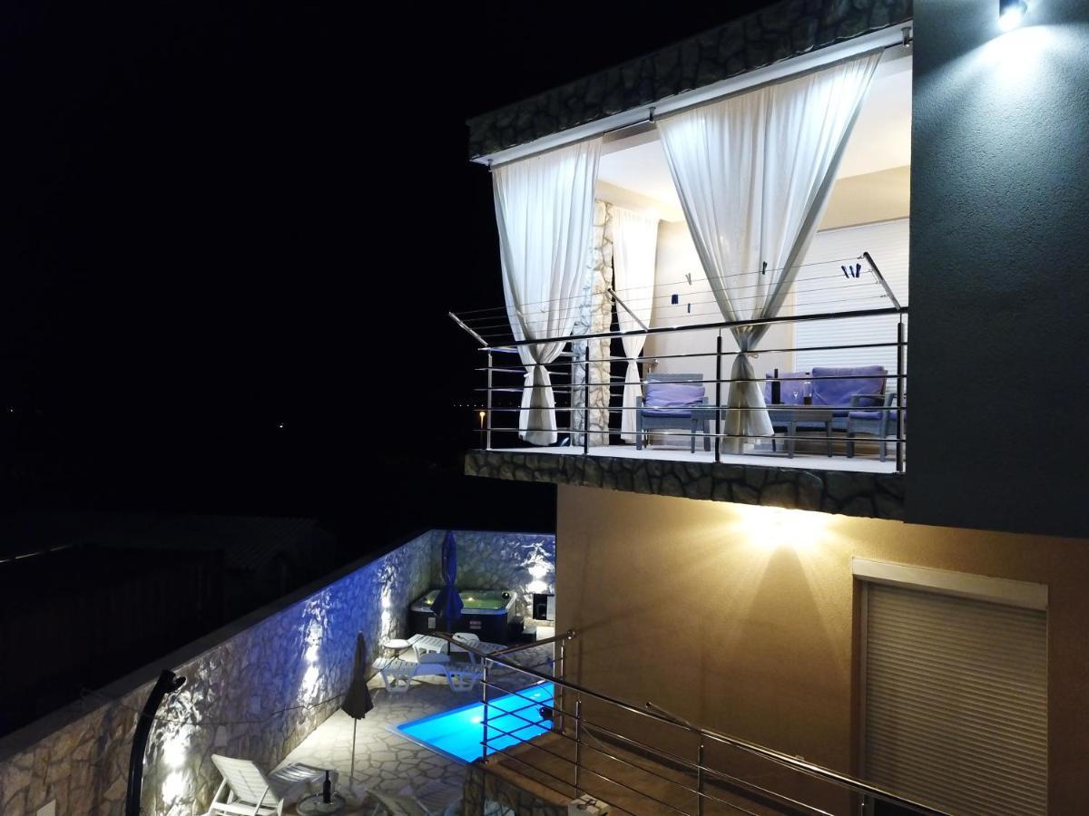 Apartments Adriana บิลิเซ ภายนอก รูปภาพ