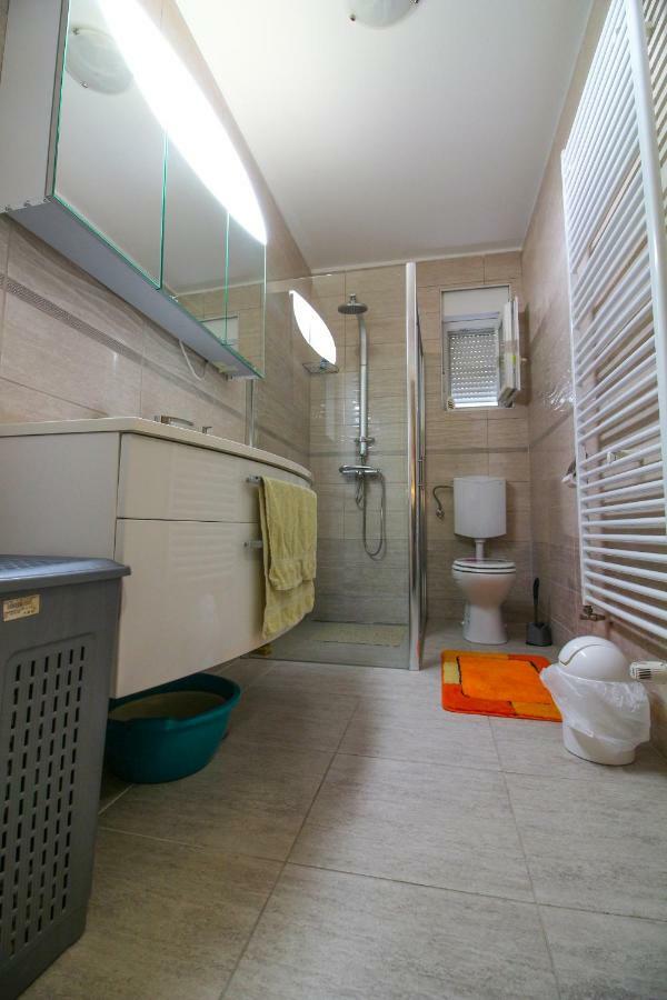 Apartments Adriana บิลิเซ ภายนอก รูปภาพ